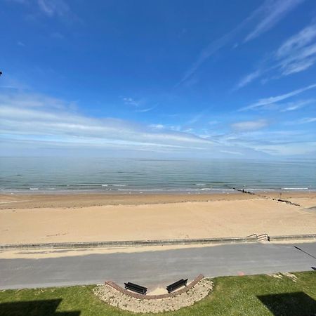 Appartement Vu Sur Mer Кабур Екстериор снимка