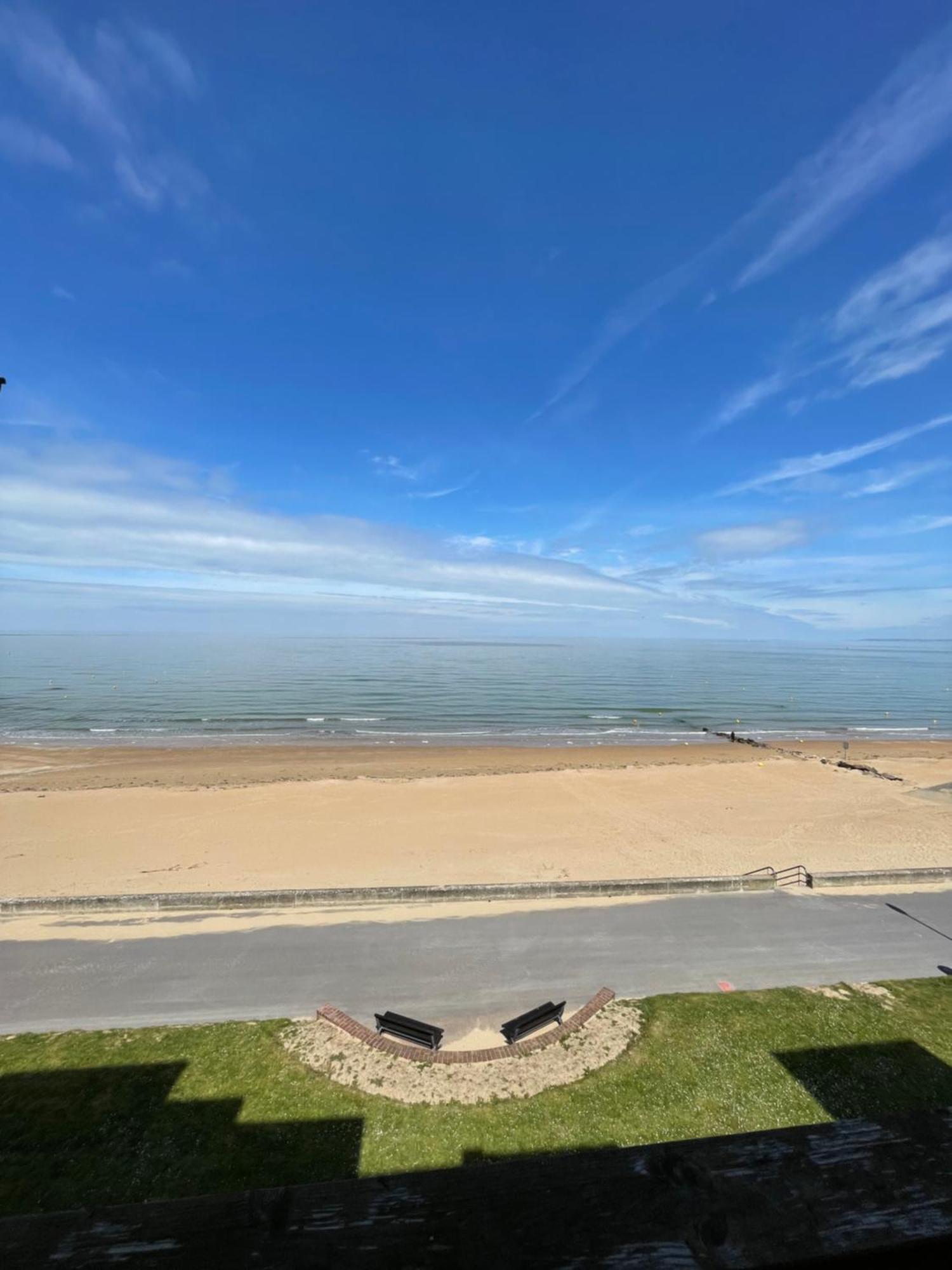 Appartement Vu Sur Mer Кабур Екстериор снимка